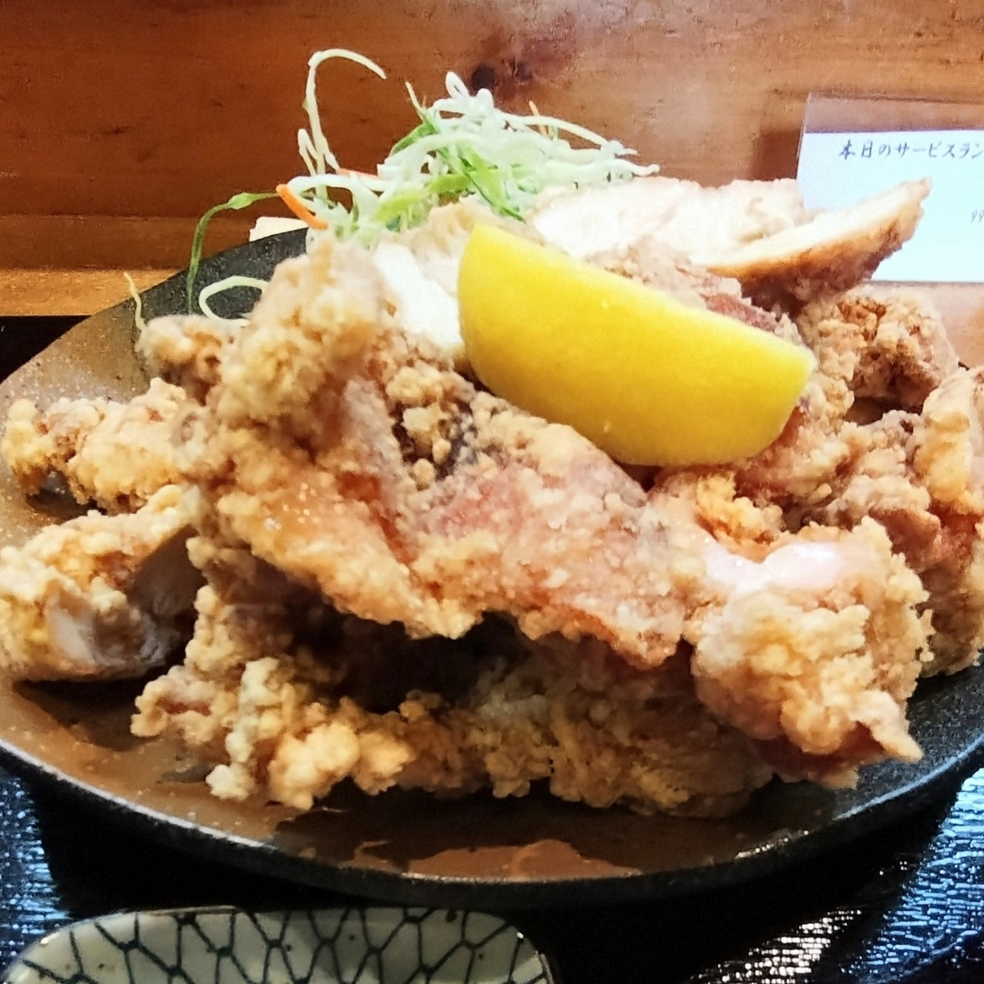 から揚げ定食の画像
